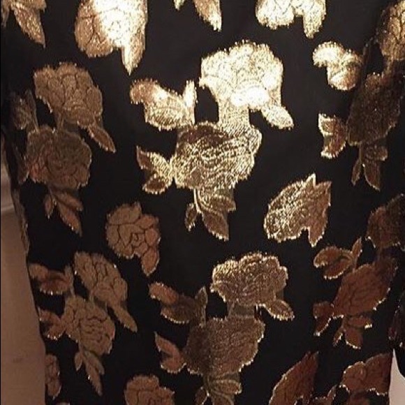 Vintage black top with gold rose appliqué - Picture 2 of 2